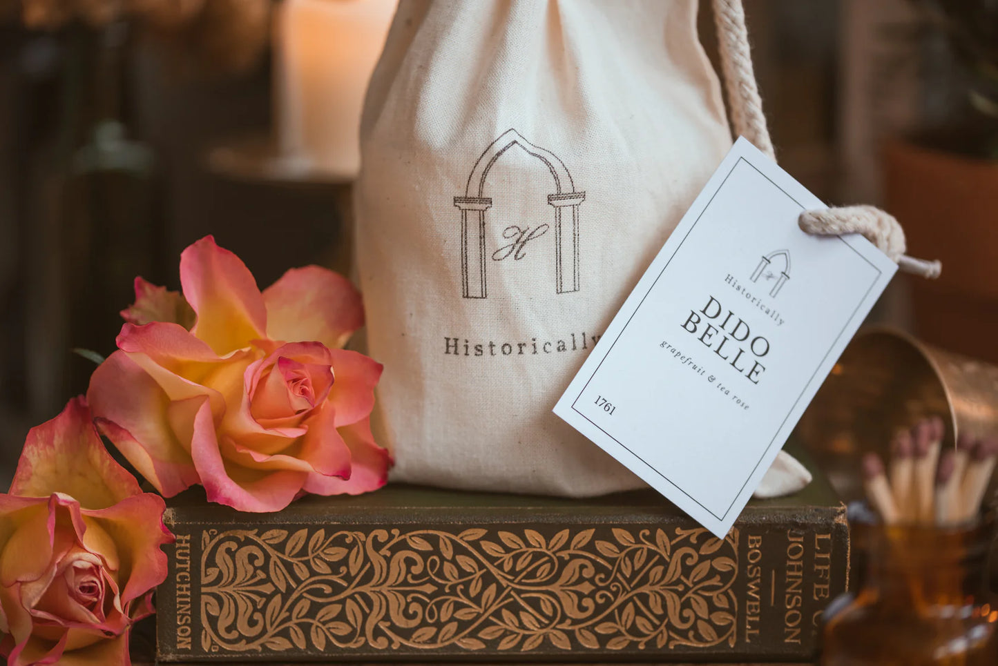 Dido Belle Candle - Grapefruit & Tea Rose