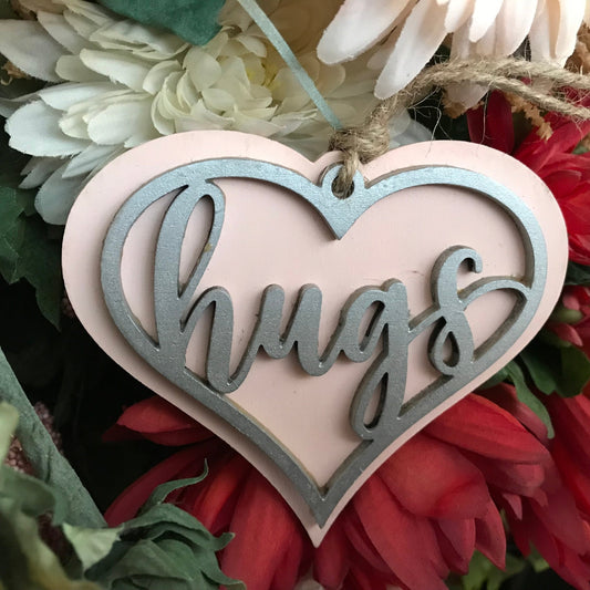 Hugs ornament pink with silver 