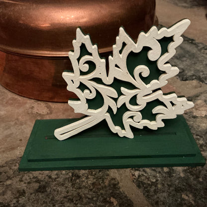 LH 512 - Small 2D Maple Leaf with Stand