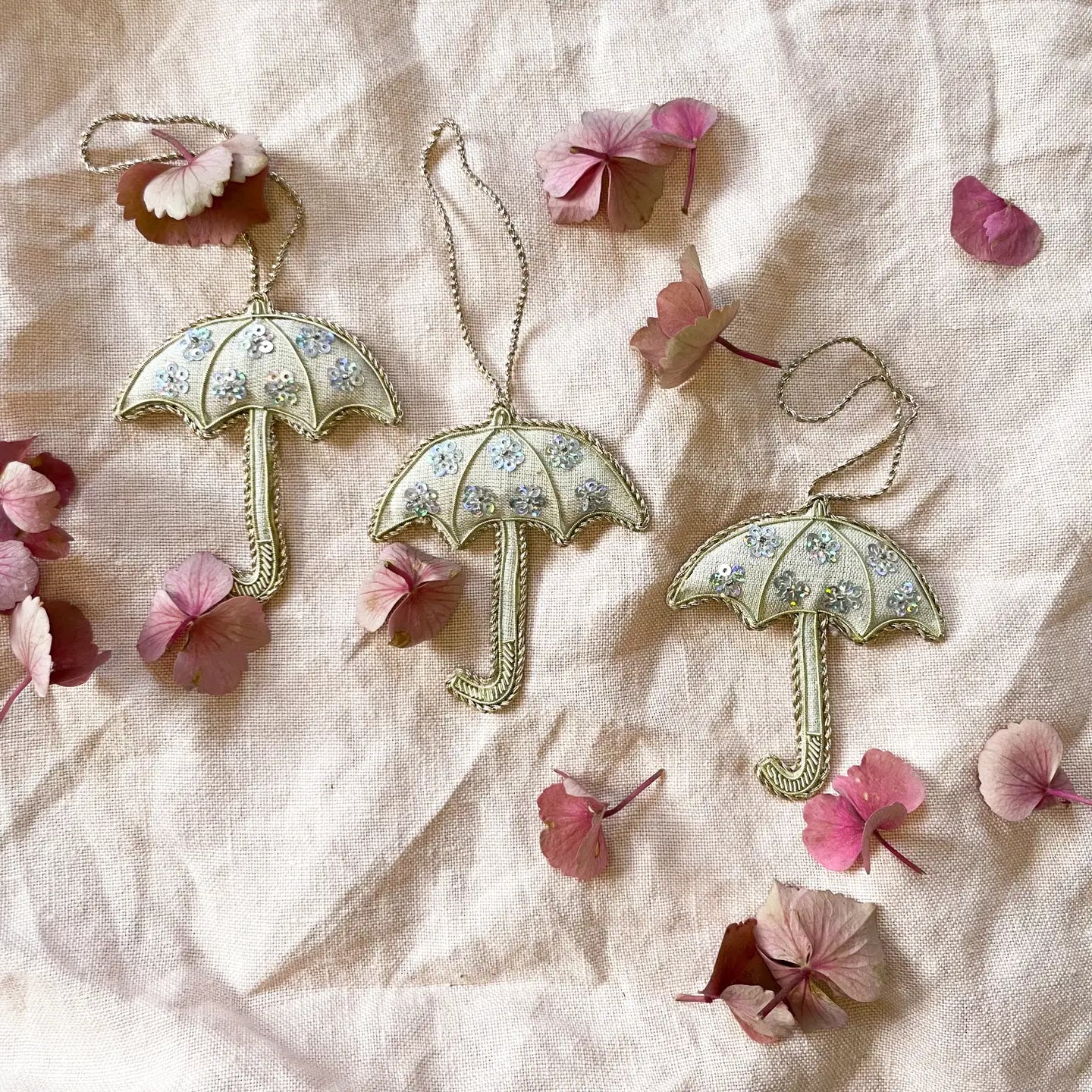 Irish Linen Ornament - Parasol