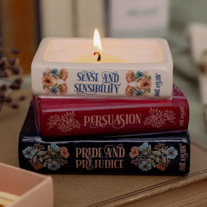 SM 117 - Jane Austen Bookstack Candle
